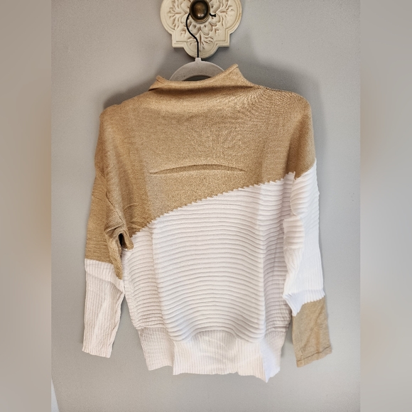 Women's Knit Crew Neck Sweater Long Sleeve Casual Top Two-Color NWOT - Picture 2 of 4